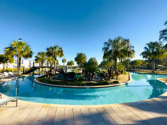 6BR Large family villa w/ pool, spa & playroom
